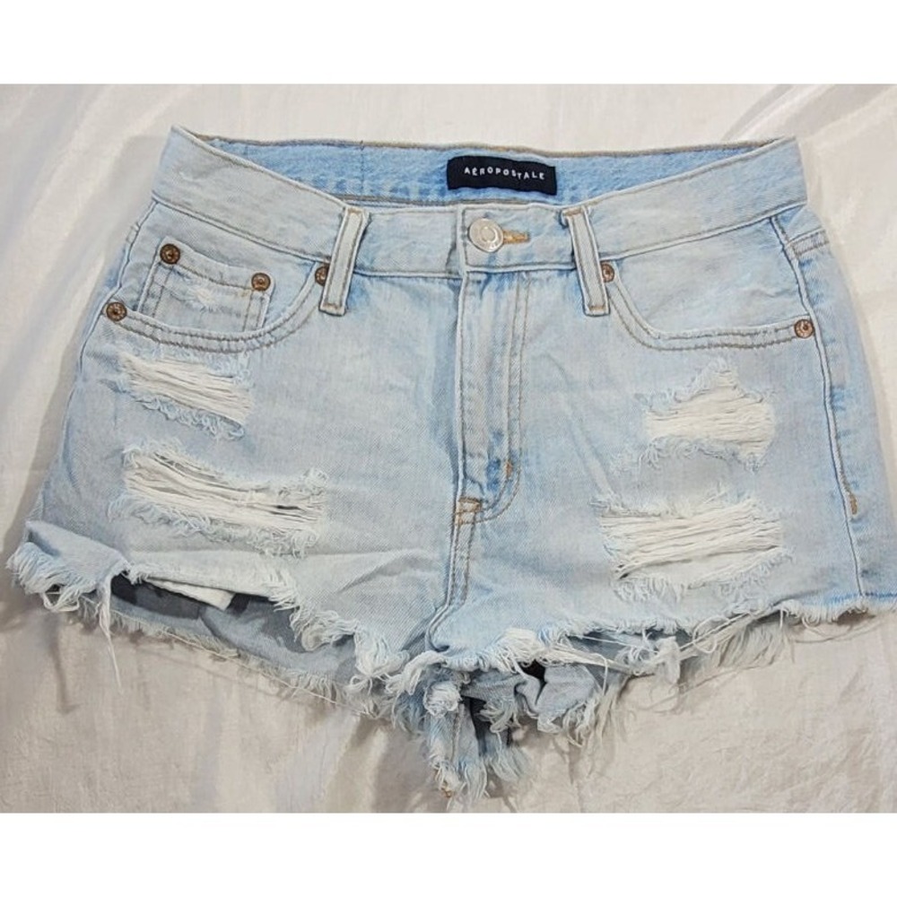 Aeropostale Women's Raw Hem Cut Off High Rise Shorty Shorts - Lt Wash - Sz 0